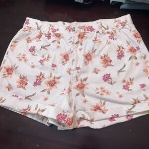 American Eagle Mom Shorts High Rise Floral Preppy New Size 12